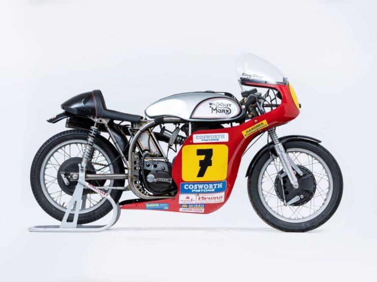 ex-Barry-Sheene-2001-Walmsley-Manx-Norton-500cc-Racing-Motorcycle-%E2%80%98FW02-768x576.jpg