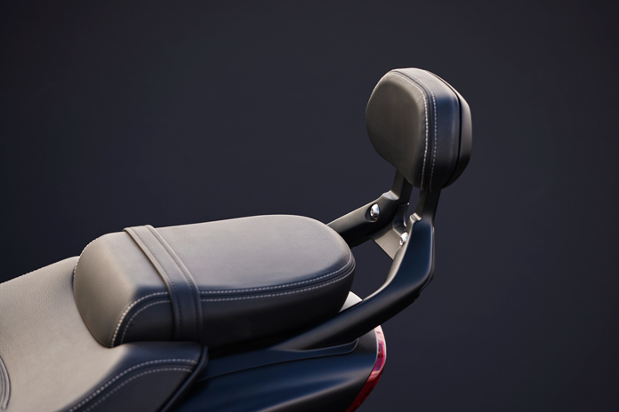 2025 Triumph Rocket 3 Storm GT Passenger Seat