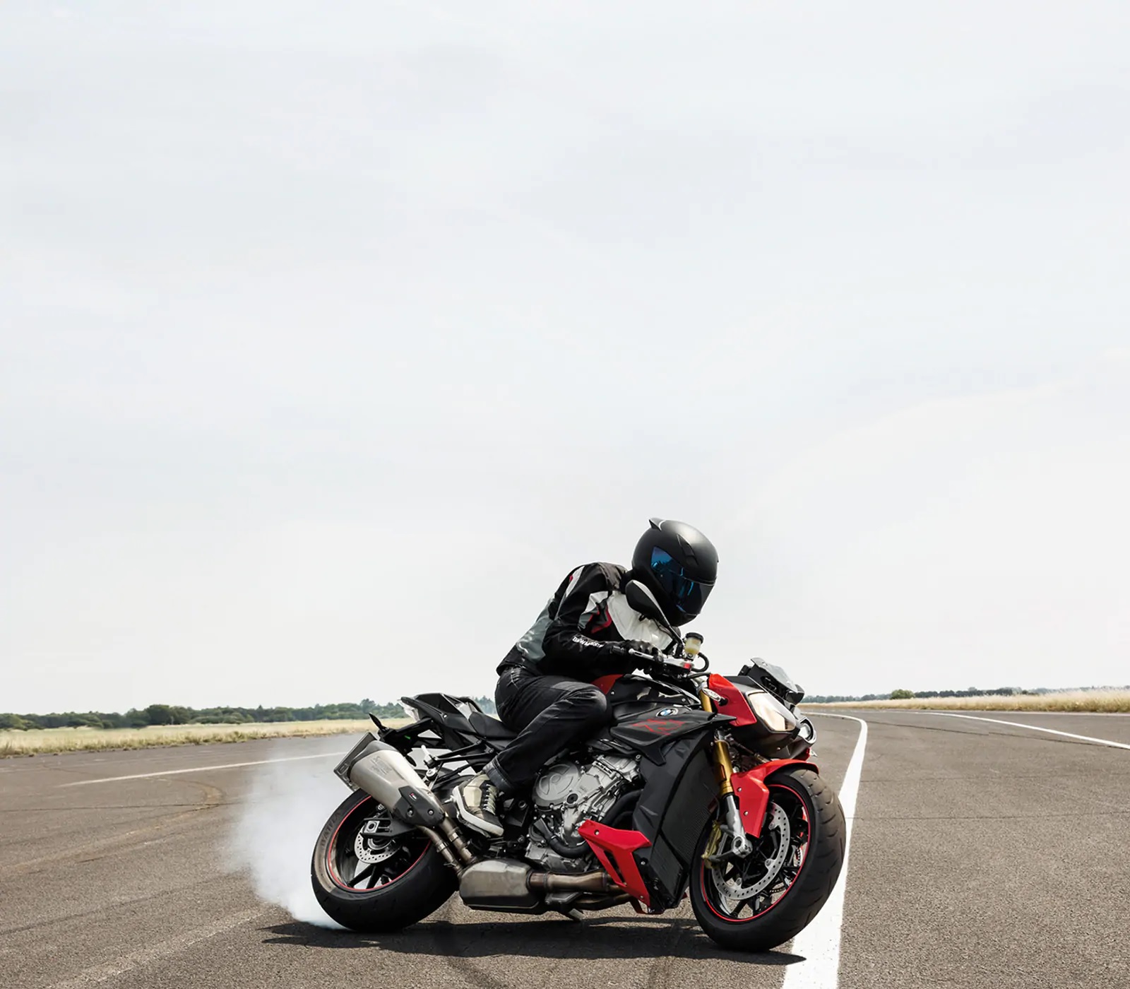A side view of a 2021 BMW S 1000 R